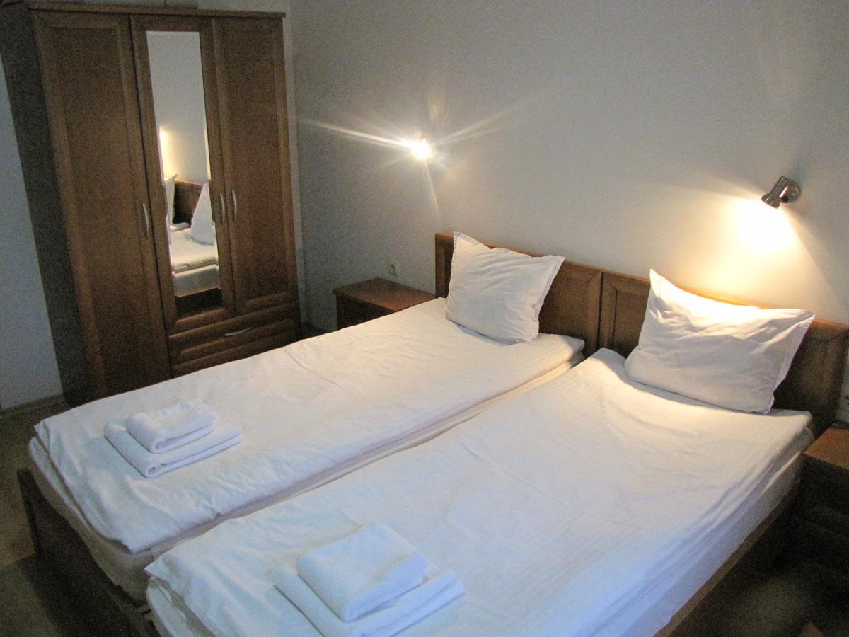 Edelweiss Inn Aparthotel Bansko Exteriör bild