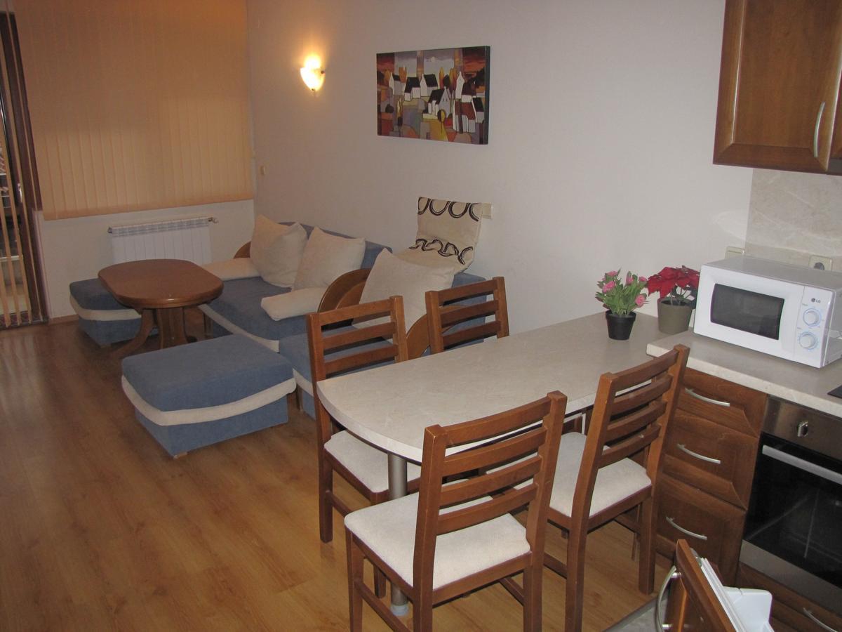 Edelweiss Inn Aparthotel Bansko Exteriör bild
